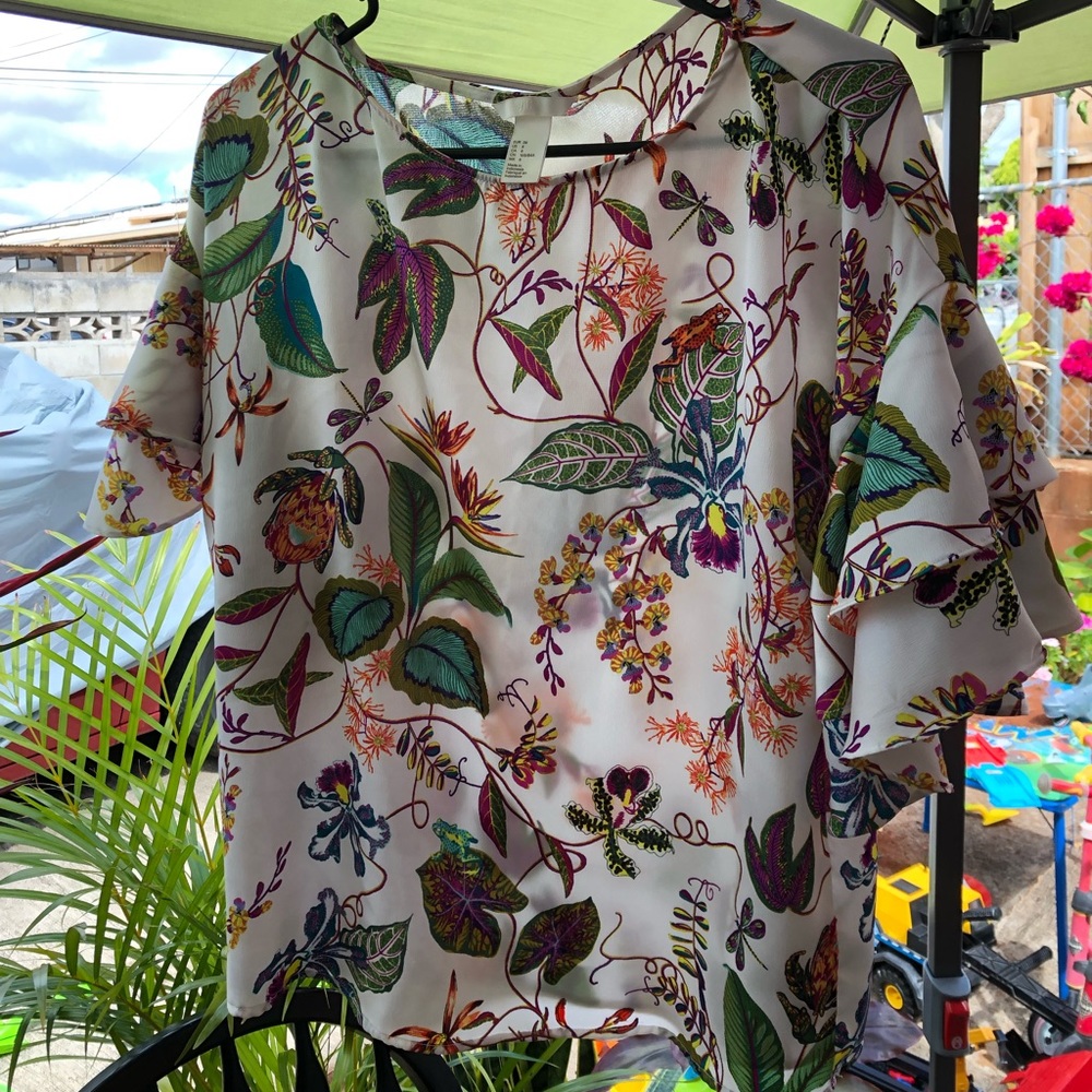 H&M floral print blouse